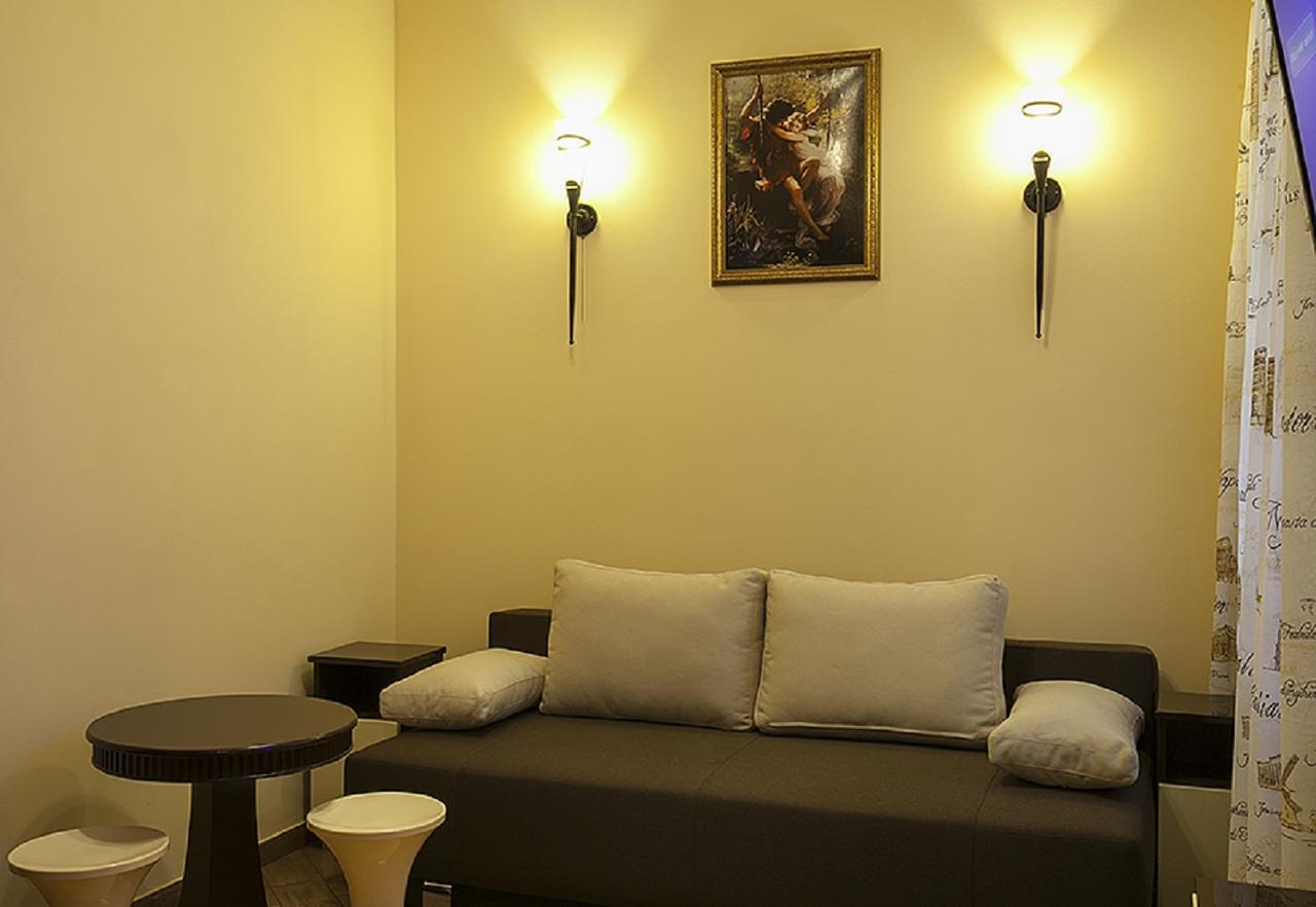 Віп Квартира Вулиця Куліша 13 Біля Форуму Недалеко Малевичу Lviv Eksteriør billede